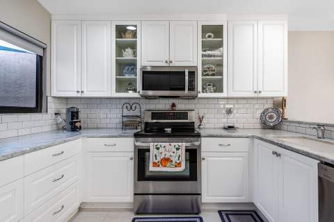 7863 Dundee Lane, Delray Beach FL - photo 12 of 76
