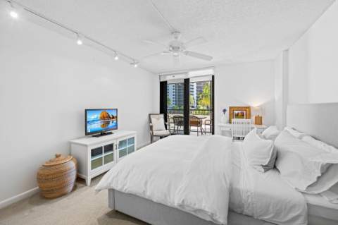 3420 S Ocean Boulevard #3P, Highland Beach FL - photo 18 of 52