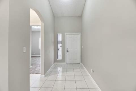 3069 La Mirage Drive, Lauderhill FL - photo 9 of 32