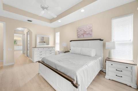 483 NW Blue Lake Drive, Port St. Lucie FL - photo 18 of 27