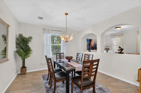 9070 Winterhaven Circle, West Palm Beach FL - photo 13 of 41