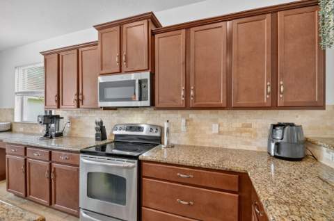 9070 Winterhaven Circle, West Palm Beach FL - photo 17 of 41