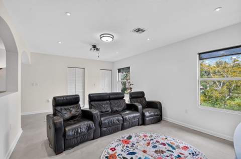9070 Winterhaven Circle, West Palm Beach FL - photo 23 of 41
