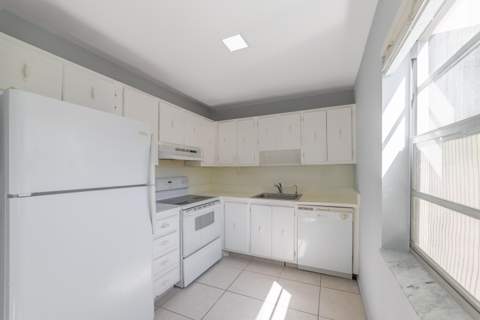 374 Piedmont H, Delray Beach FL - photo 11 of 36