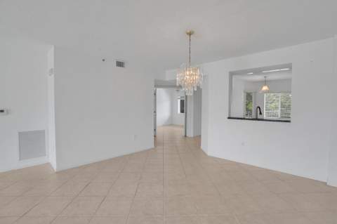5874 Crystal Shores Drive #308, Boynton Beach FL - photo 9 of 46