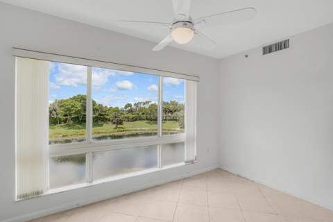 5874 Crystal Shores Drive #308, Boynton Beach FL - photo 17 of 46