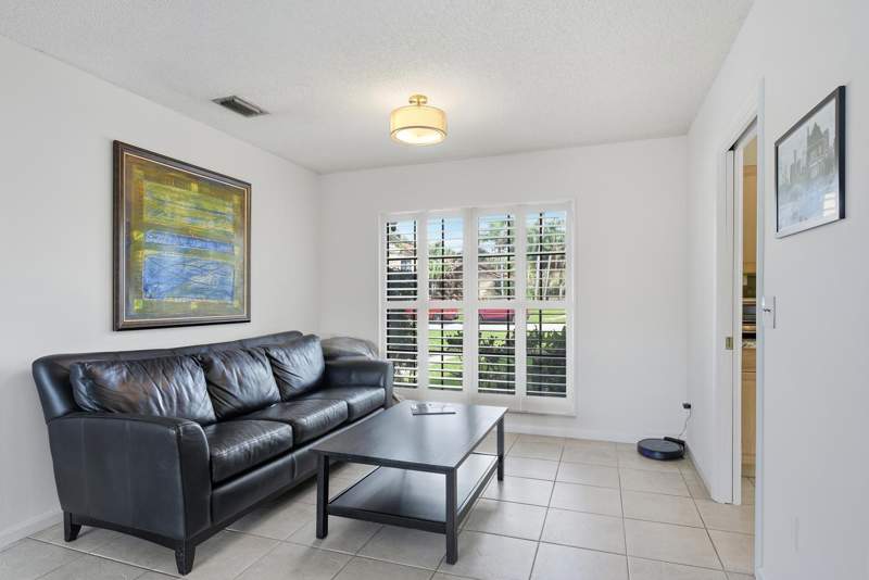 3 bedroom Single Family Residence at 4852 Sugar Pine Drive, Pheasant Walk Sec 1, Boca Raton — photo 5