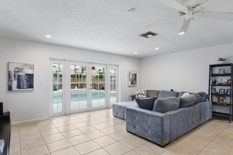 4852 Sugar Pine Drive, Boca Raton FL - photo 12 of 40