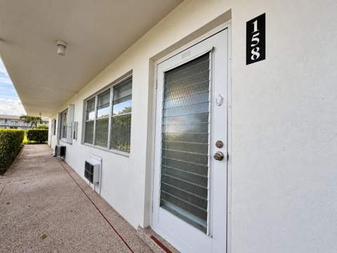 158 Chatham H, West Palm Beach FL - photo 11 of 16