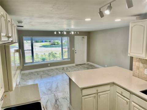 1010 NE 24th Street, Pompano Beach FL - photo 8 of 29