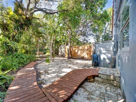 720 SW 11th Court, Fort Lauderdale FL - photo 19 of 23