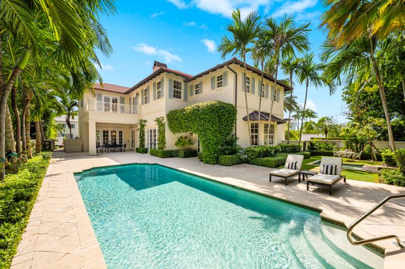 3 bedroom Single Family Residence at 13 Via Vizcaya, Via Vizcaya, Palm Beach — photo 5
