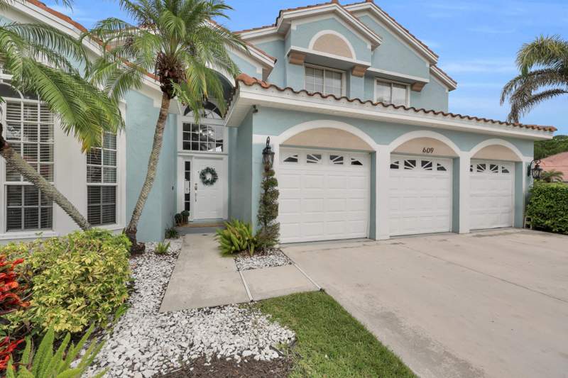 4 bedroom Single Family Residence at 609 SW Romora Bay, Lake Charles, Port St. Lucie — photo 3
