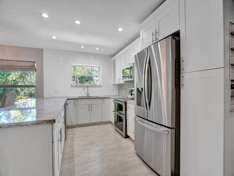 3 bedroom Single Family Residence at 720 SW 11th Court, Croissant Park River Sec, Fort Lauderdale — photo 2