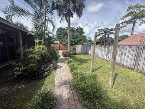 835 Ivy Drive, Wellington FL - photo 20 of 22