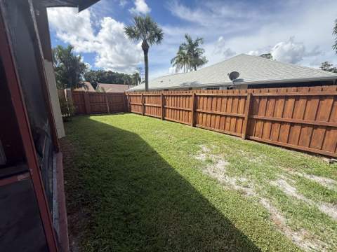 835 Ivy Drive, Wellington FL - photo 21 of 22