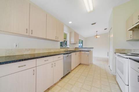13172 Orange Boulevard, The Acreage FL - photo 15 of 33