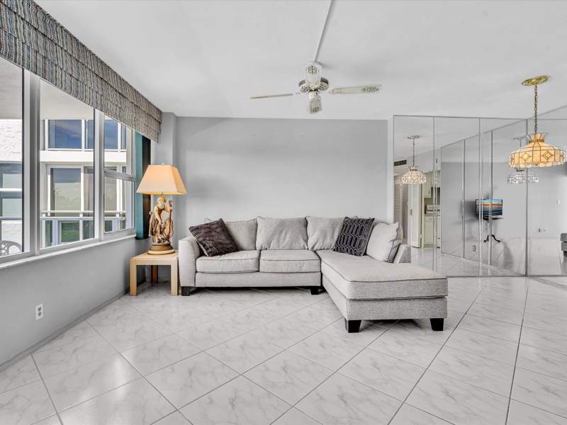 1 bedroom Stock Cooperative at 3333 NE 34th Street #418, Coral Ridge Towers South Co-Op, Fort Lauderdale — photo 5