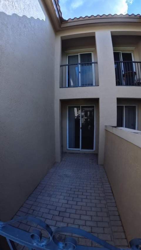 6515 Diamond Springs Terrace #2409, West Palm Beach FL - photo 19 of 31