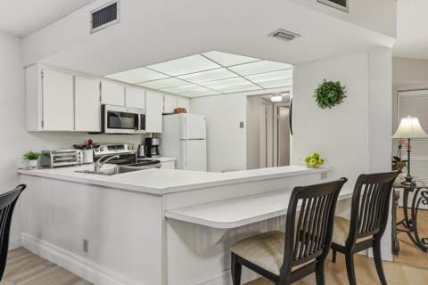 1605 S Us Highway 1 #C302, Jupiter FL - photo 8 of 26