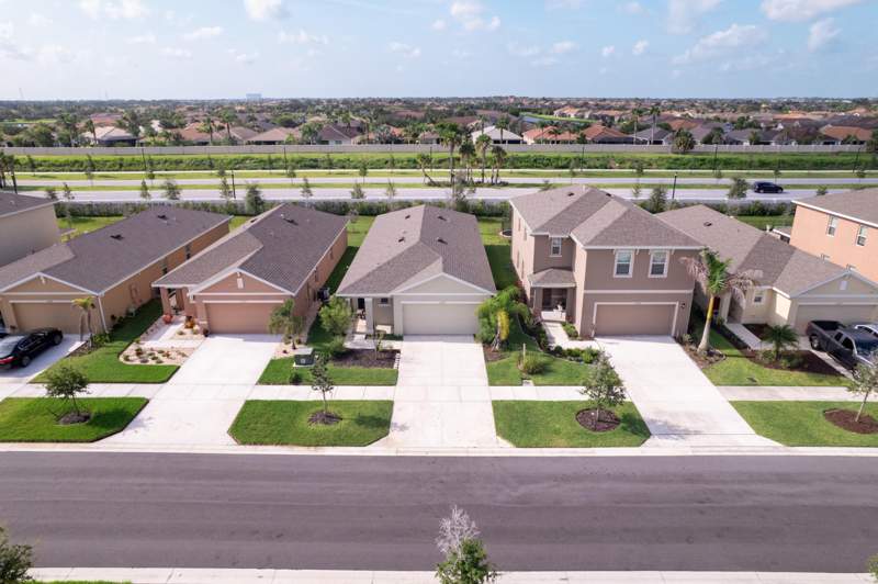 3 bedroom Single Family Residence at 12296 SW Rimini Way, Verano, Port St. Lucie — photo 2