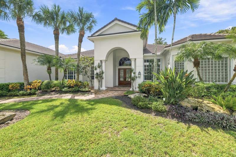 6 bedroom Single Family Residence at 17104 Gulf Pine Circle, Binks Forest Of The Landings At Wellington, Wellington — photo 2