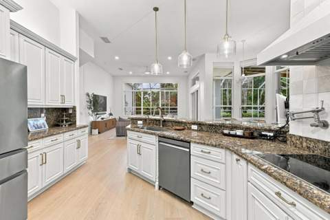 17104 Gulf Pine Circle, Wellington FL - photo 14 of 65