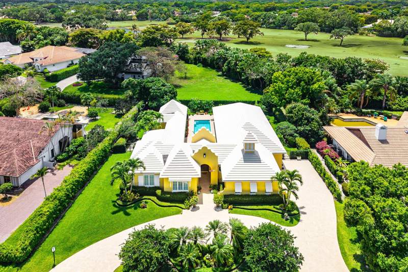 4 bedroom Single Family Residence at 10329 Prestwick Road, Pine Tree Golf Club, Boynton Beach — photo 4
