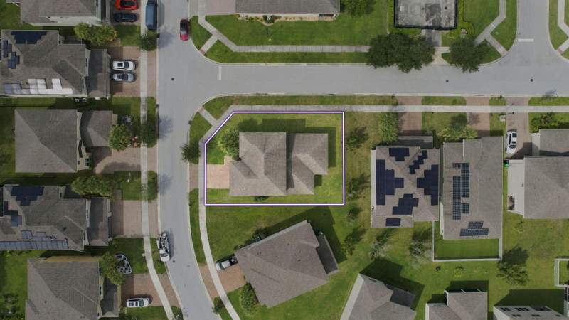 4 bedroom Single Family Residence at 1247 NW Leonardo Circle, Vizcaya Falls Plat 1, Port St. Lucie — photo 5