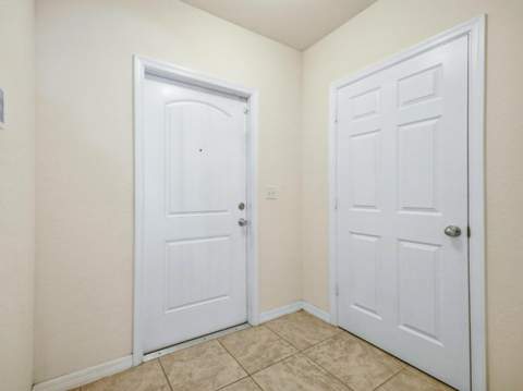 113 SE 3rd Avenue, Boynton Beach FL - photo 9 of 26