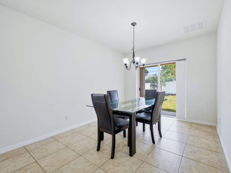 3 bedroom Single Family Residence at 113 SE 3rd Avenue, Bowers Park, Boynton Beach — photo 5