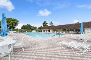 1130 Mahogany Way, Delray Beach FL - photo 14 of 21