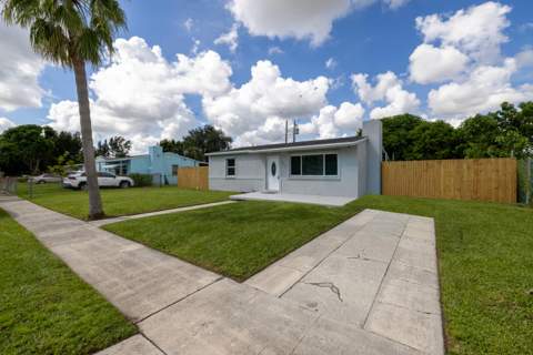 2349 Par Road, West Palm Beach FL - photo 23 of 31