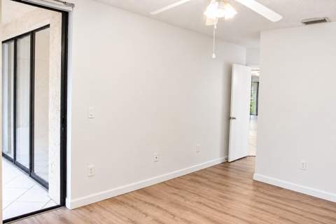 4450 NW 30th Street #111, Coconut Creek FL - photo 6 of 18