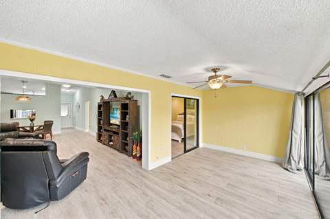 612 Sea Pine Way #C, Greenacres FL - photo 21 of 54