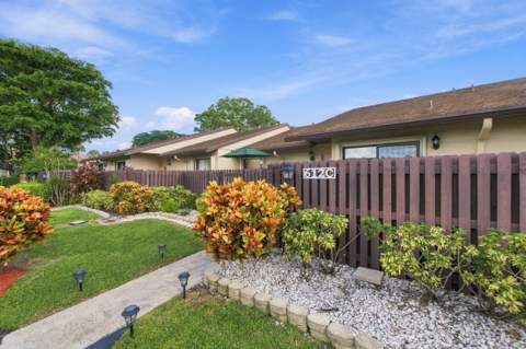 612 Sea Pine Way #C, Greenacres FL - photo 6 of 54