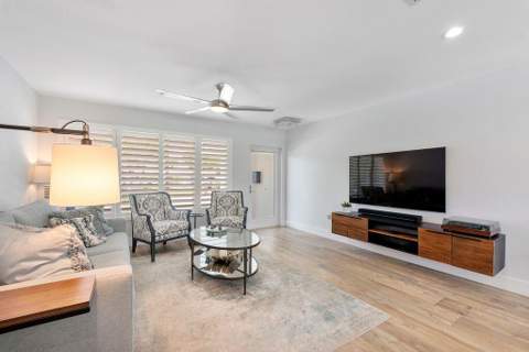 1020 SE 12th Terrace, Deerfield Beach FL - photo 9 of 49