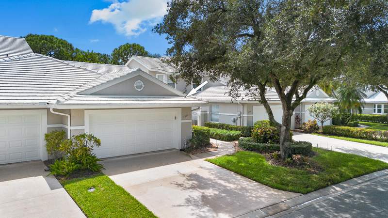 3 bedroom Villa at 2380 SW Foxpoint Way, Monarch, Palm City — photo 2