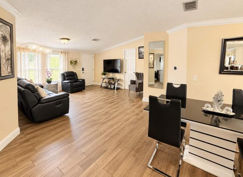 3 bedroom Manufactured Home at 76 Plantation Boulevard, Palm Beach Plantation, Lake Worth — photo 5