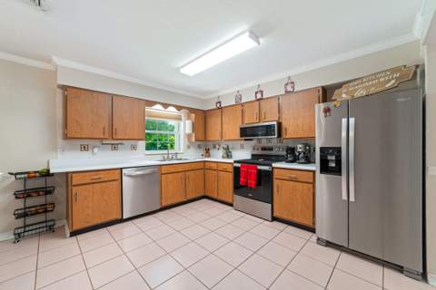 3320 Sunrise Boulevard, Fort Pierce FL - photo 7 of 37