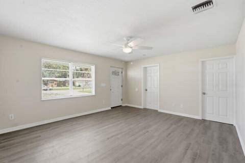 7603 Brookline Avenue, Fort Pierce FL - photo 8 of 37