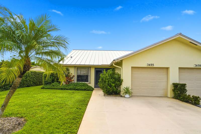 2 bedroom Villa at 7655 SE Sugar Sand Circle, Sugar Sands Ridge, Hobe Sound — photo 3