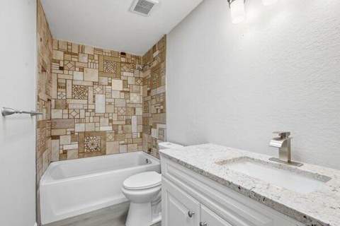 7603 Brookline Avenue, Fort Pierce FL - photo 12 of 37