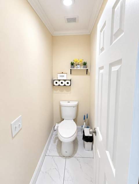 76 Plantation Boulevard, Lake Worth FL - photo 13 of 30
