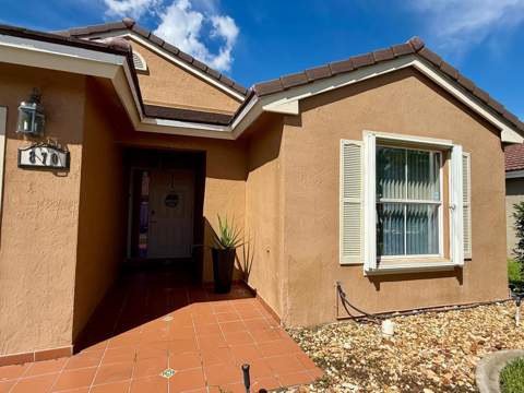 870 NW 166th Avenue, Pembroke Pines FL - photo 9 of 72
