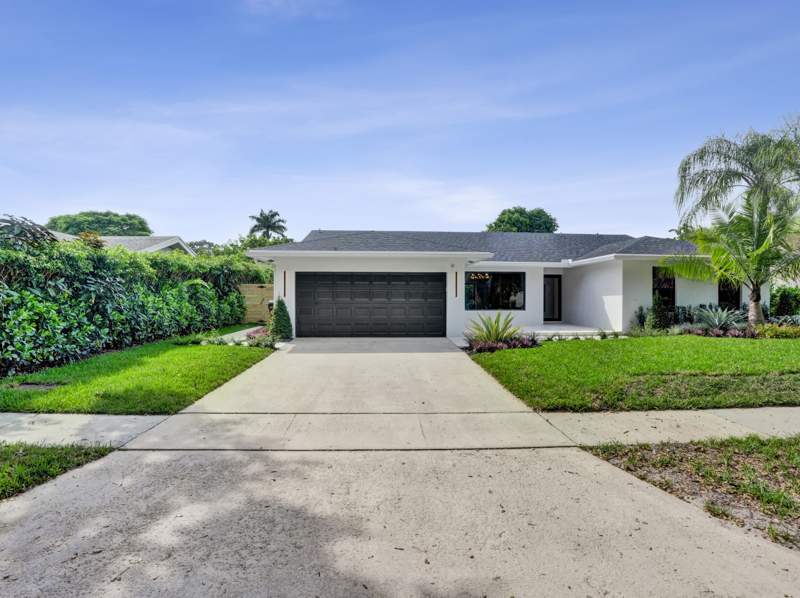 4 bedroom Single Family Residence at 3069 NW 27th Avenue, Boca Madera Unit 3, Boca Raton — photo 2
