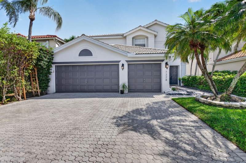 5 bedroom Single Family Residence at 7328 Providence Road, Nautica Sound 1, Boynton Beach — photo 2