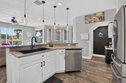 7328 Providence Road, Boynton Beach FL - photo 21 of 75