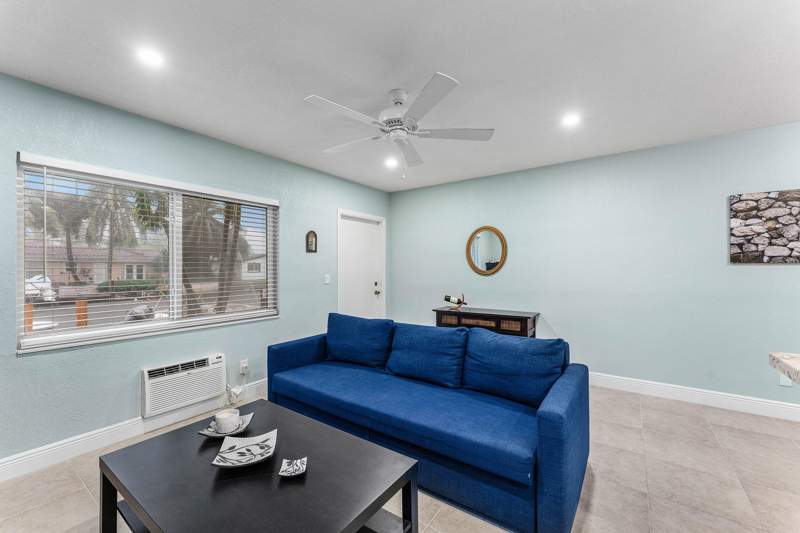1 bedroom Stock Cooperative at 301 E McNab Road #113, Waterview Lodge Co-Op, Pompano Beach — photo 5