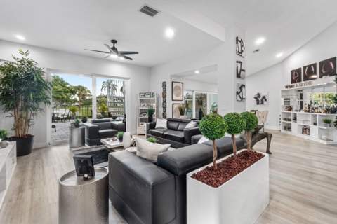 13138 Touchstone Place, Palm Beach Gardens FL - photo 10 of 55